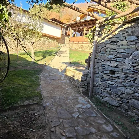 панорама Maison d'hôtes Leshten